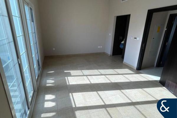 2 Bed | Comfy Layout | Garden | Large Terrace